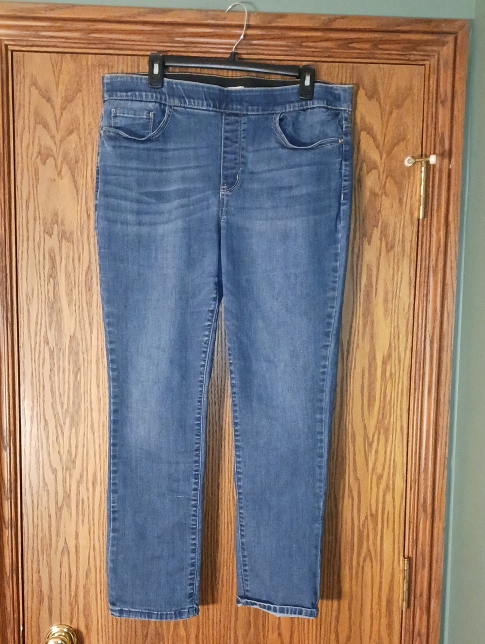 Women's Croft & Barrow Pull On Straight Jeans